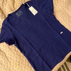 Medium Navy 3 Pocket Figs Scrub Shirt